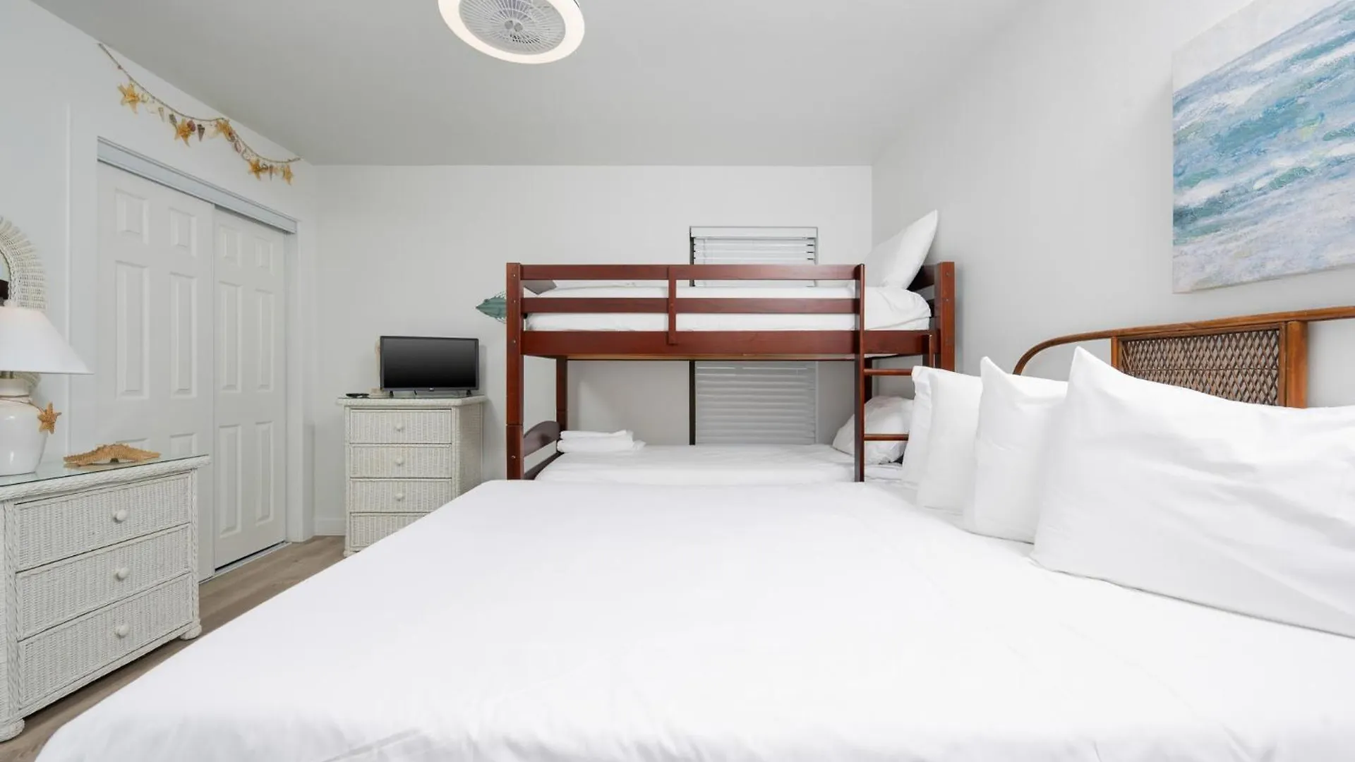 Gulf Side Townhomes 20 Apartment
