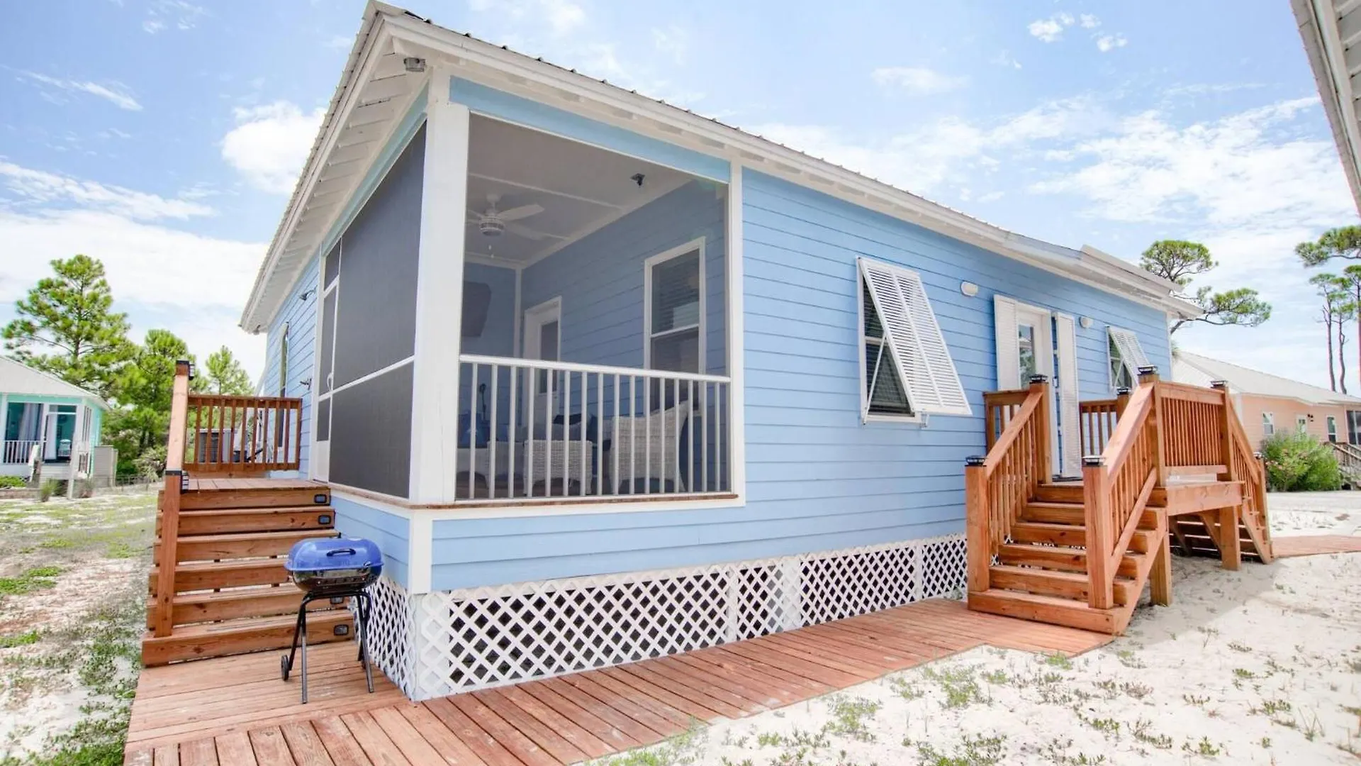 Deja Blue With 2 Pools Mins From Holiday home *