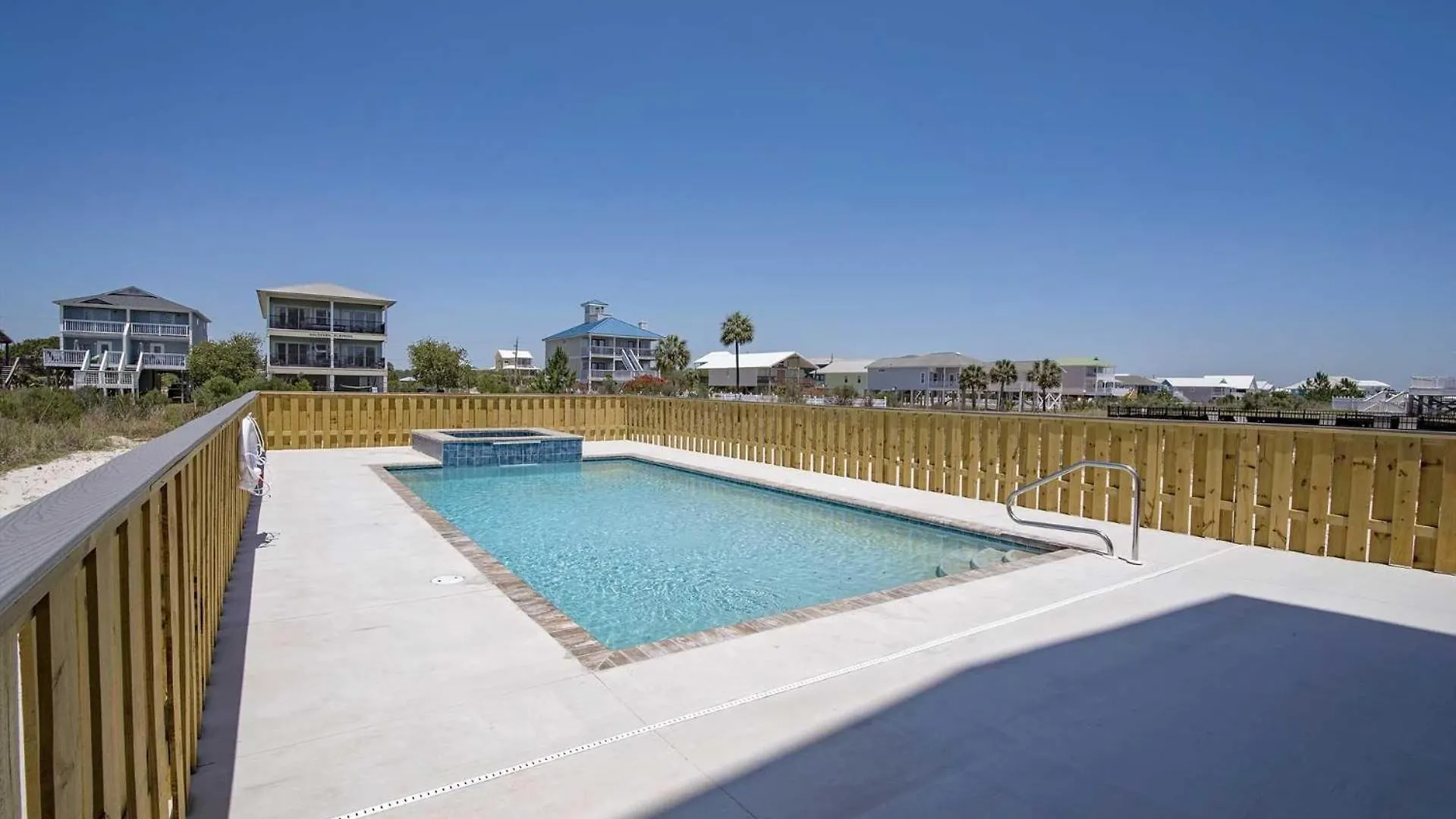 Zoe's Zen 5 Bedroom Lockout Holiday home Gulf Shores