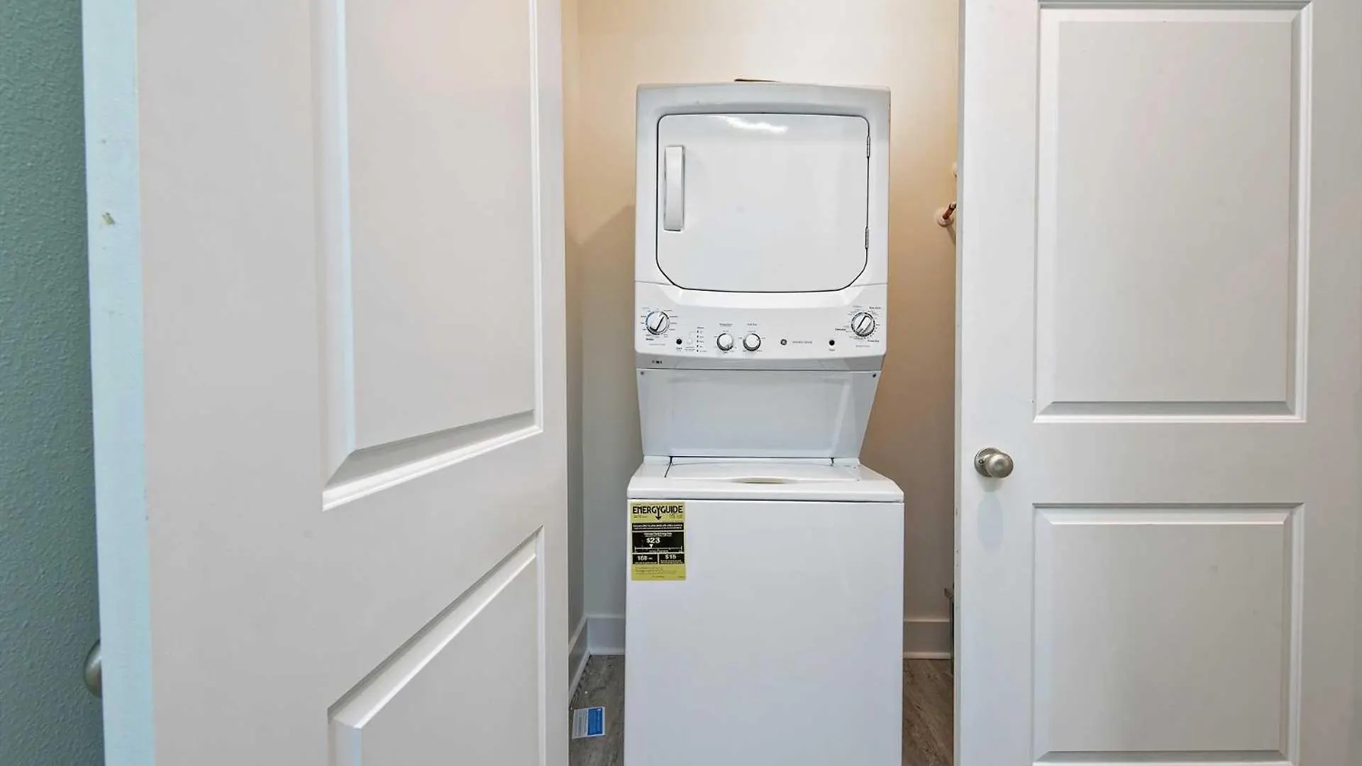 Zeke's Retreat 5 Bedroom Lockout * Gulf Shores