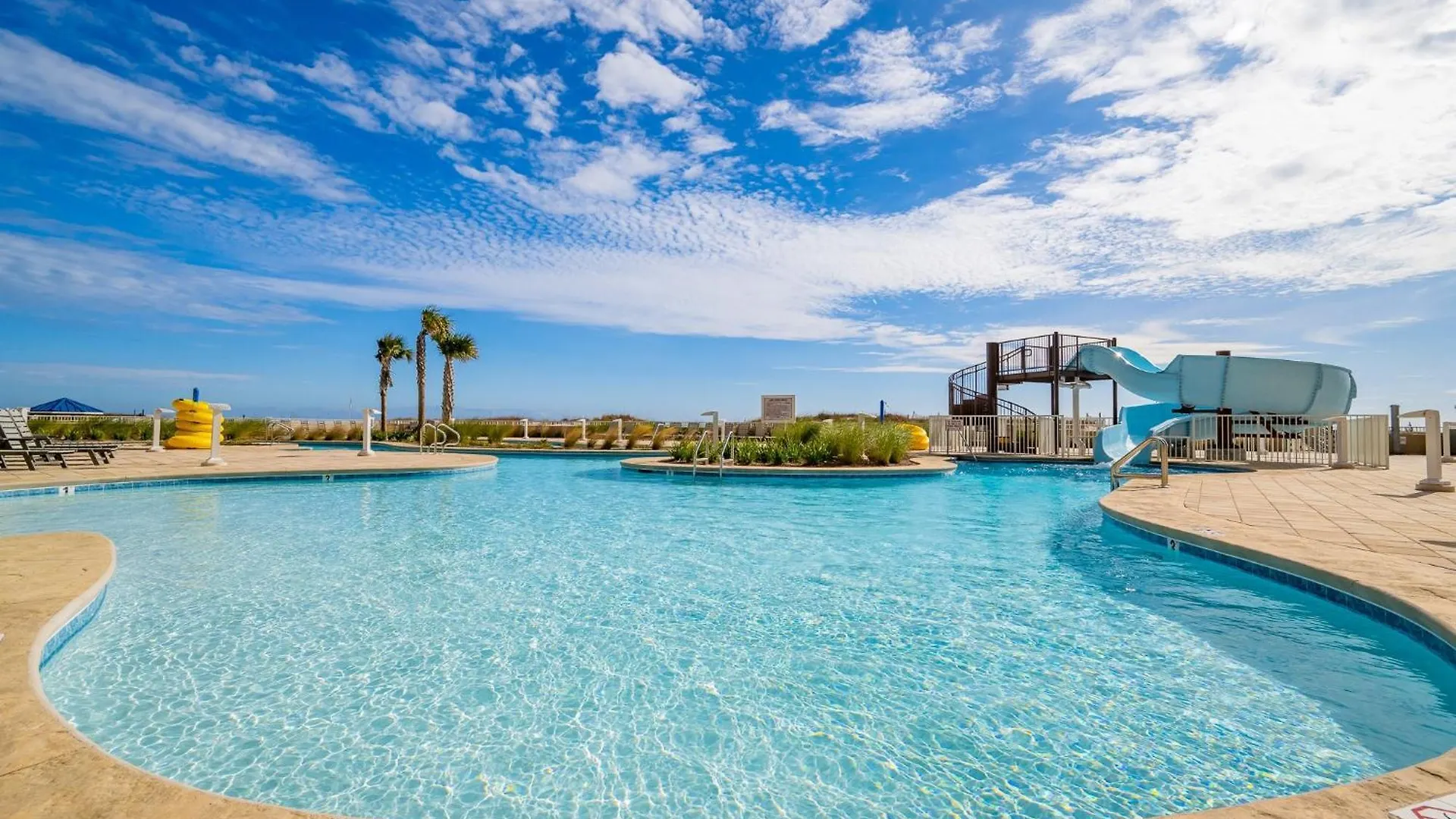 Phoenix Gulf Towers 1406 Apartment