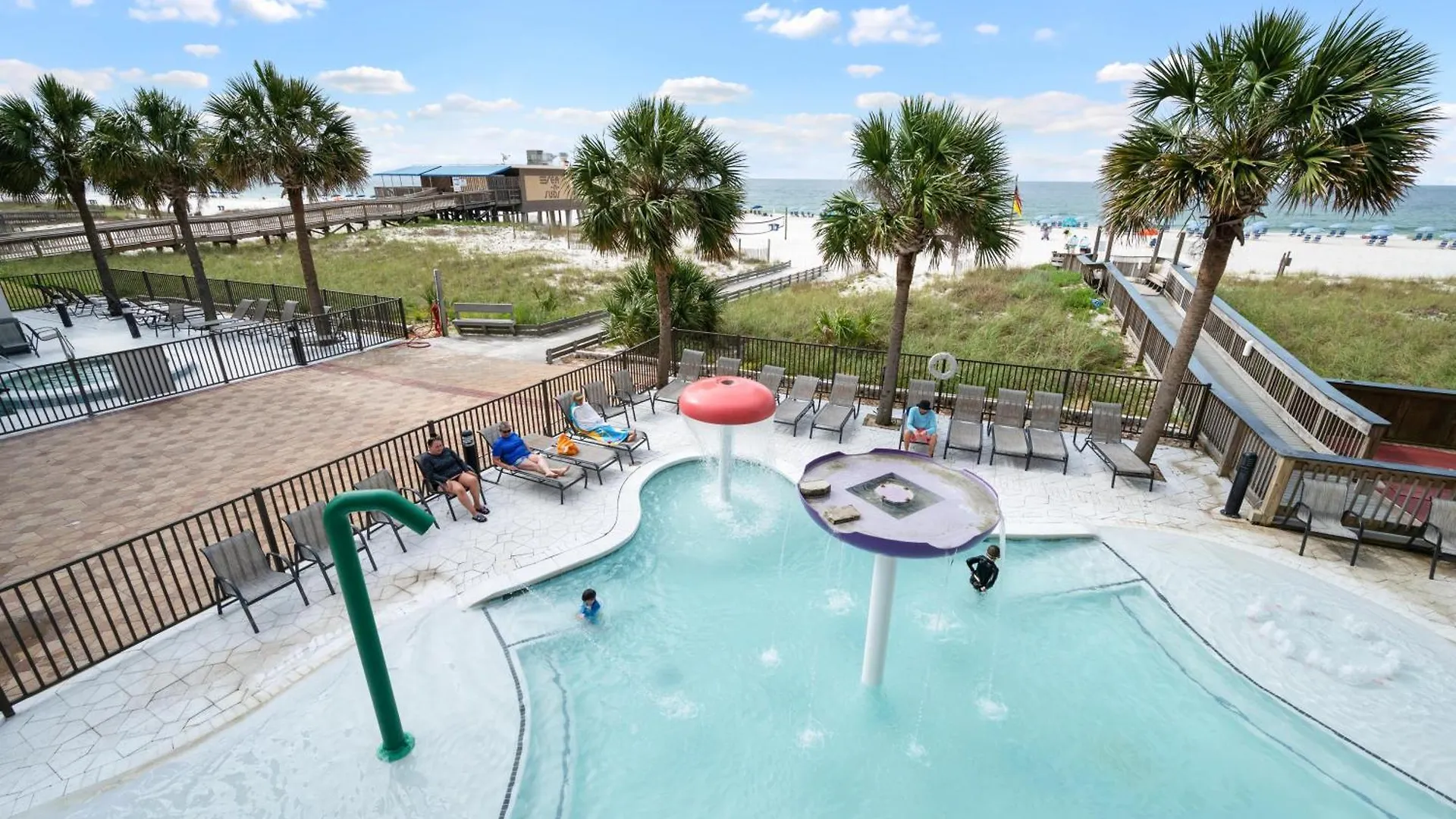 Seawind 502 By Liquid Life Holiday home