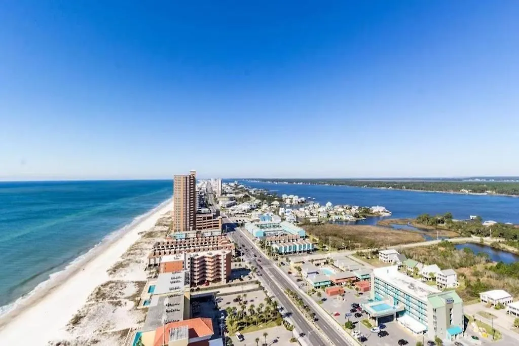Apartment Island Tower 25th Floor Corner - Amazing Views!