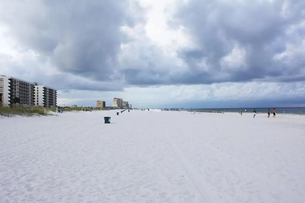 Island Tower 25th Floor Corner - Amazing Views! * Gulf Shores