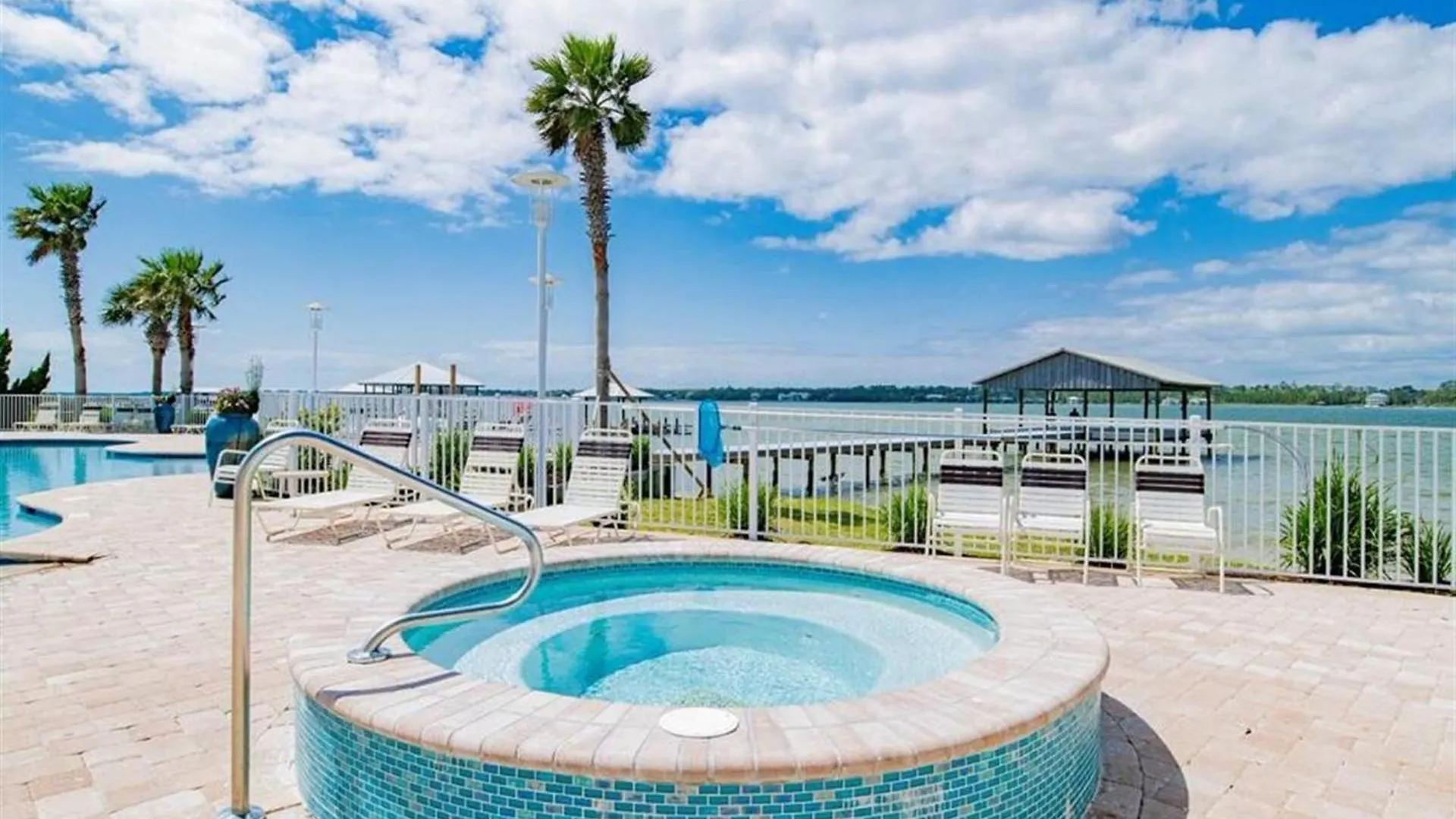 Mustique 801