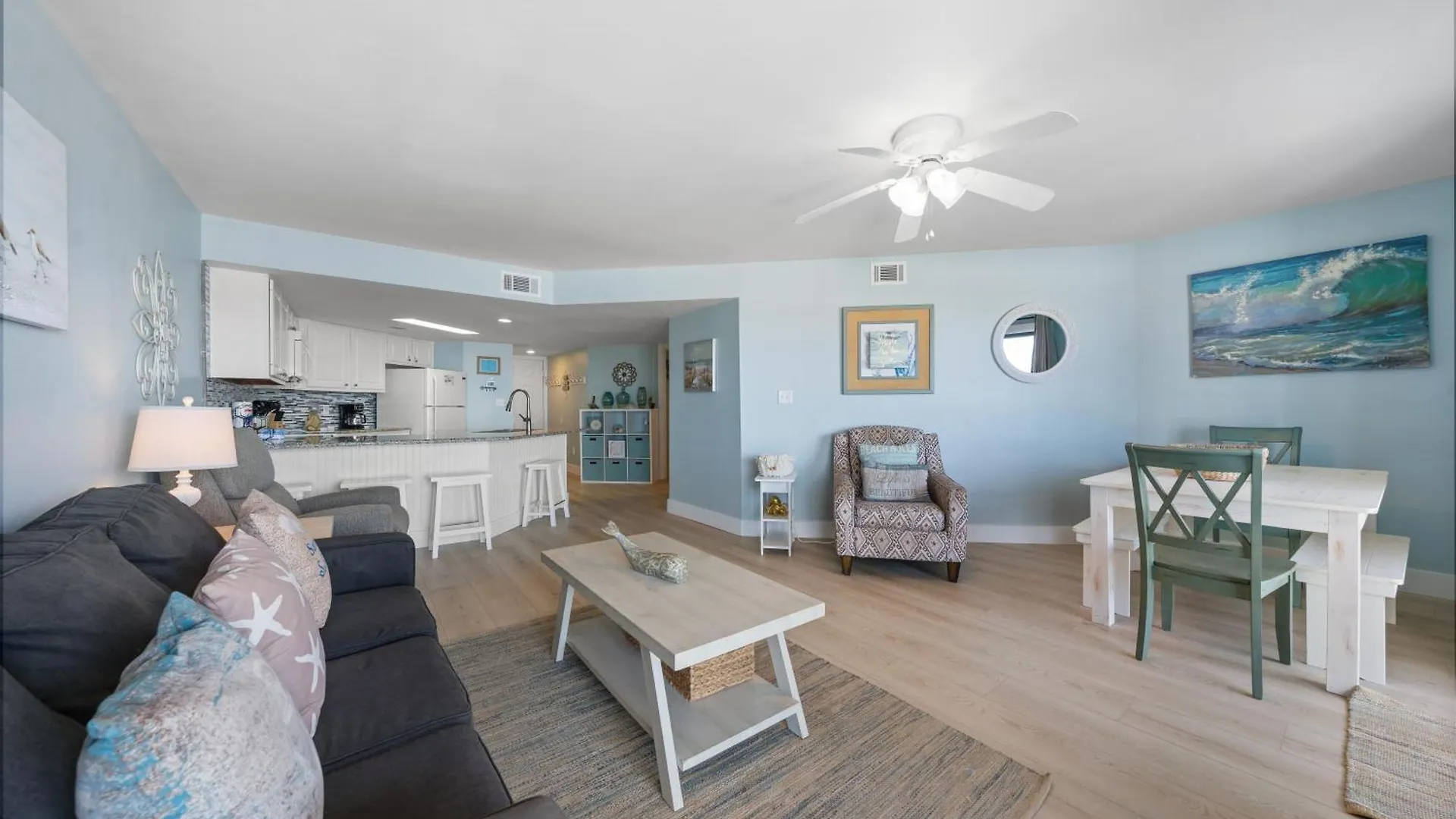 Apartment Regatta 204a By Collection Gulf Shores