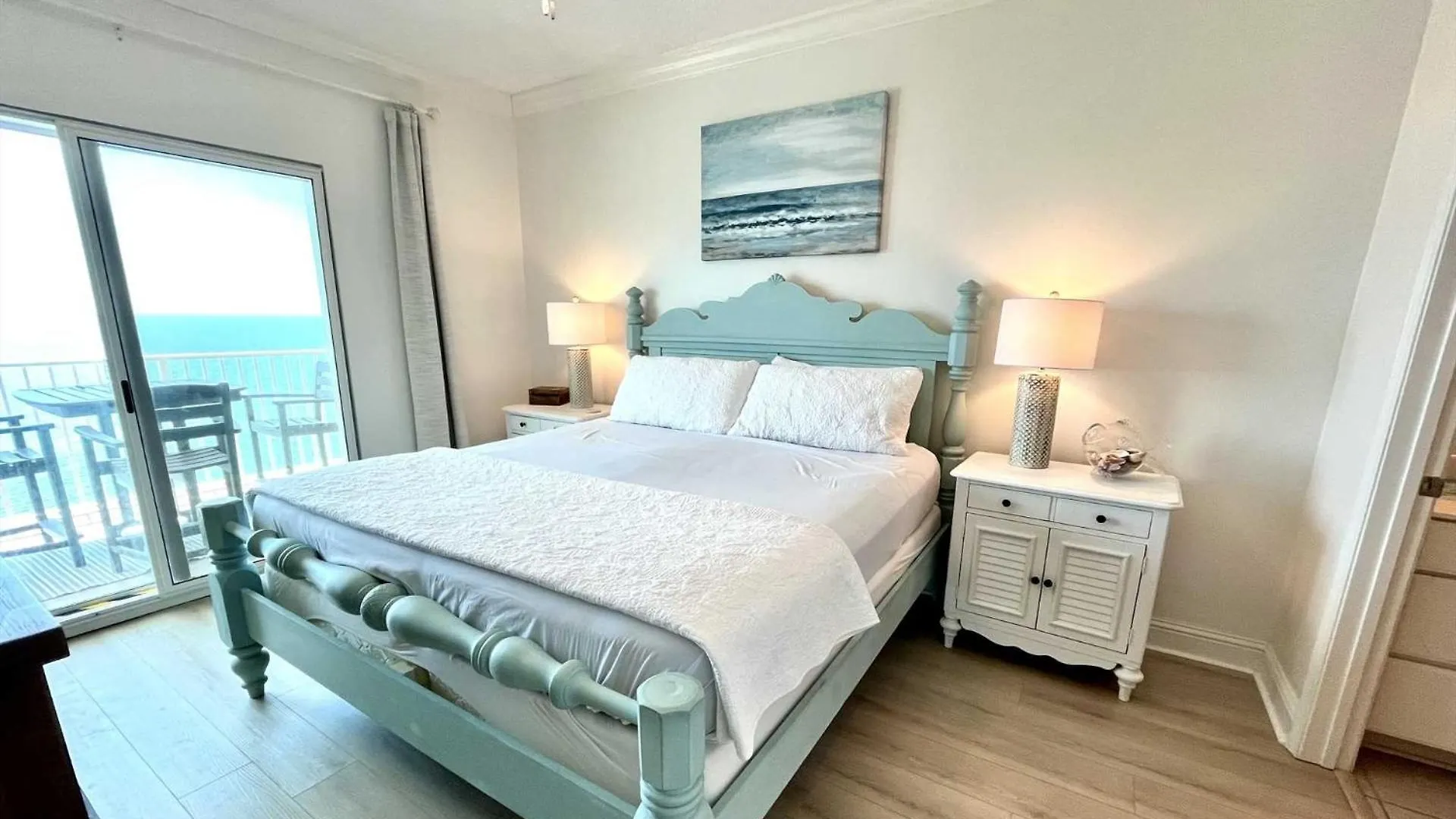 Crystal Shores1006 Apartment
