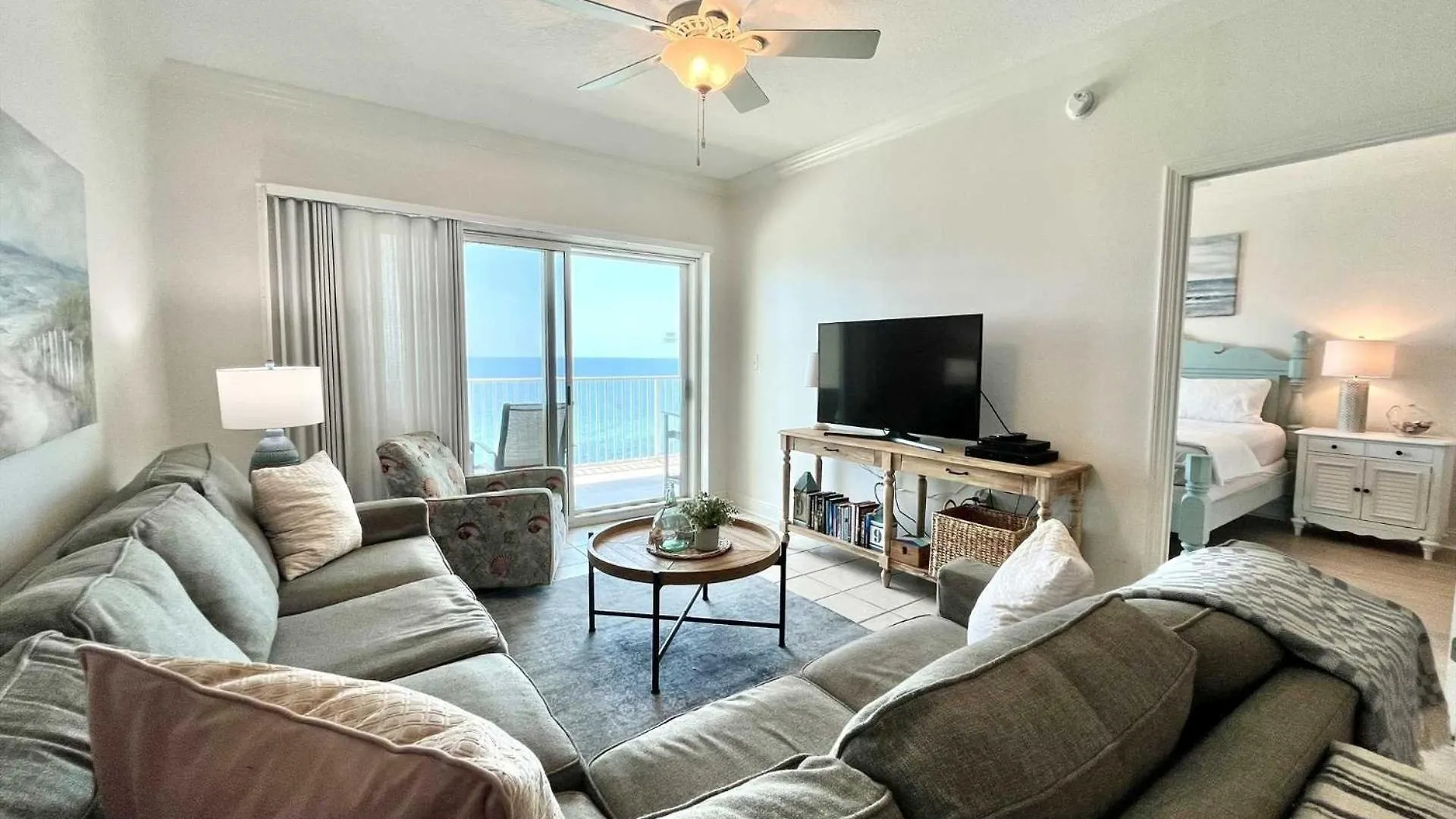 Apartment Crystal Shores1006 *