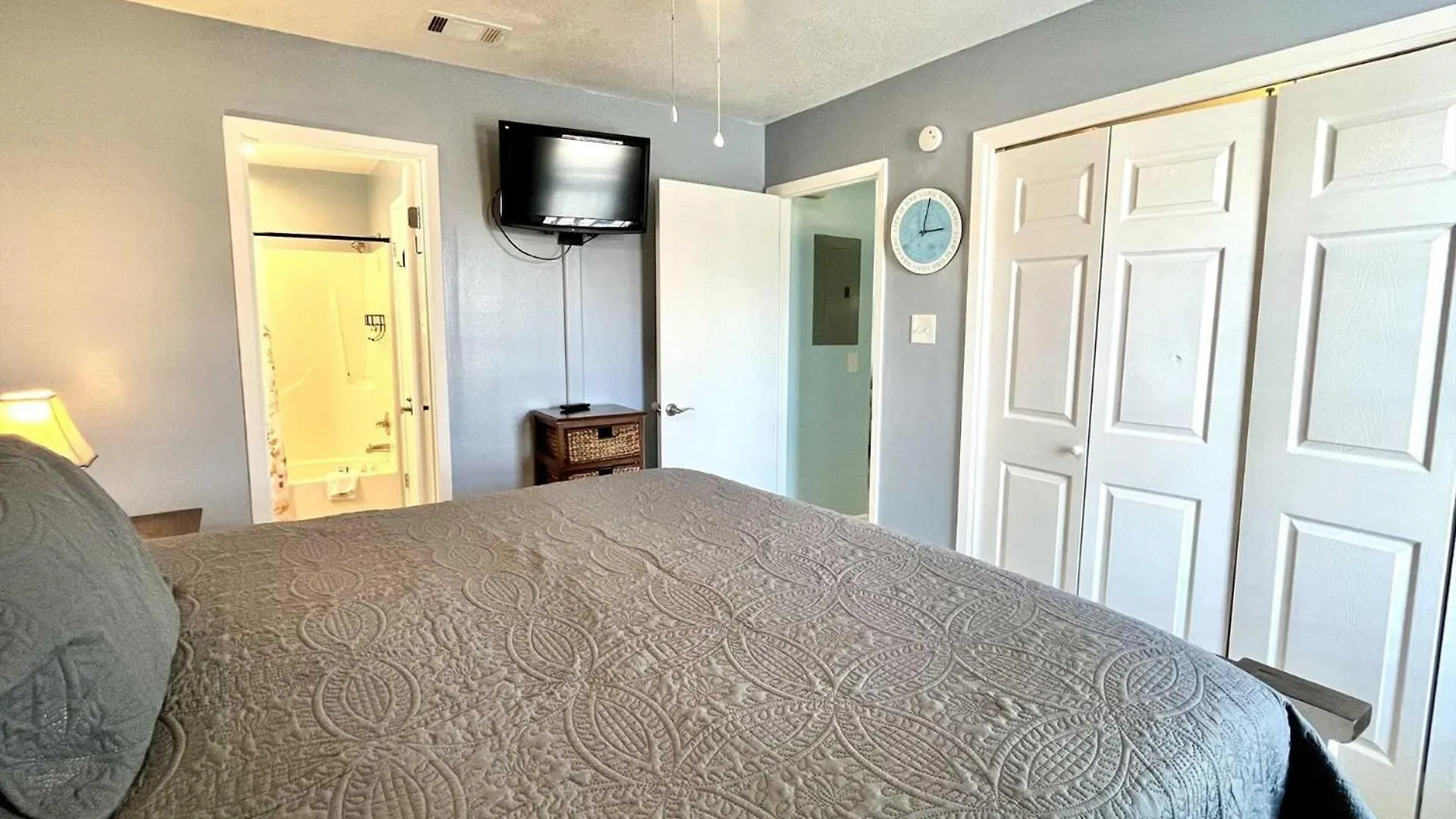 Ocean Reef 108 *