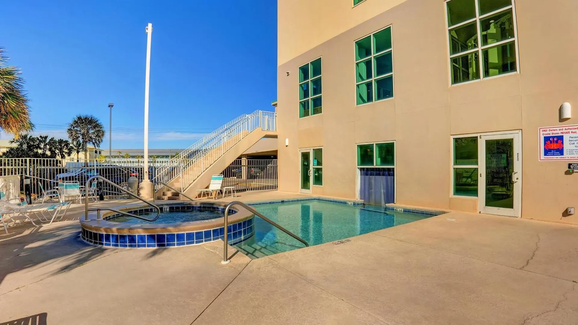 Crystal Shores 402