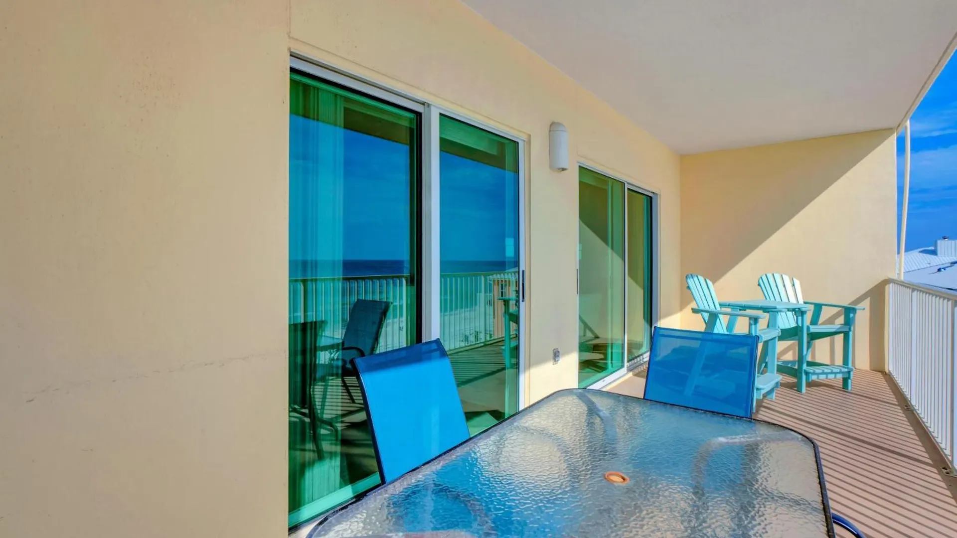 Crystal Shores 402 Holiday home *