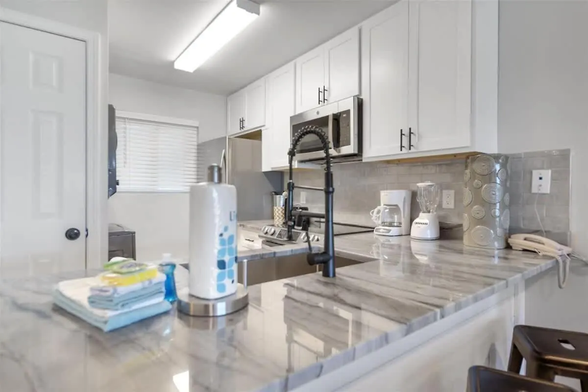 Romar 101 By Current Tides Vacation Holiday home *