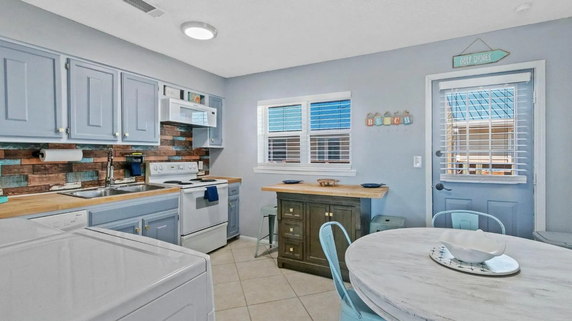 2br Retreat With Pool, Near And The Hangout Gulf Shores
