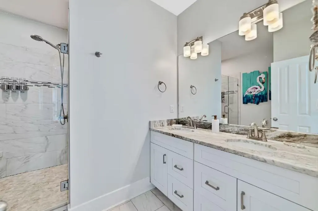 Cozy Girls Summer Getaway! Bungalow W Private Beach! Gulf Shores