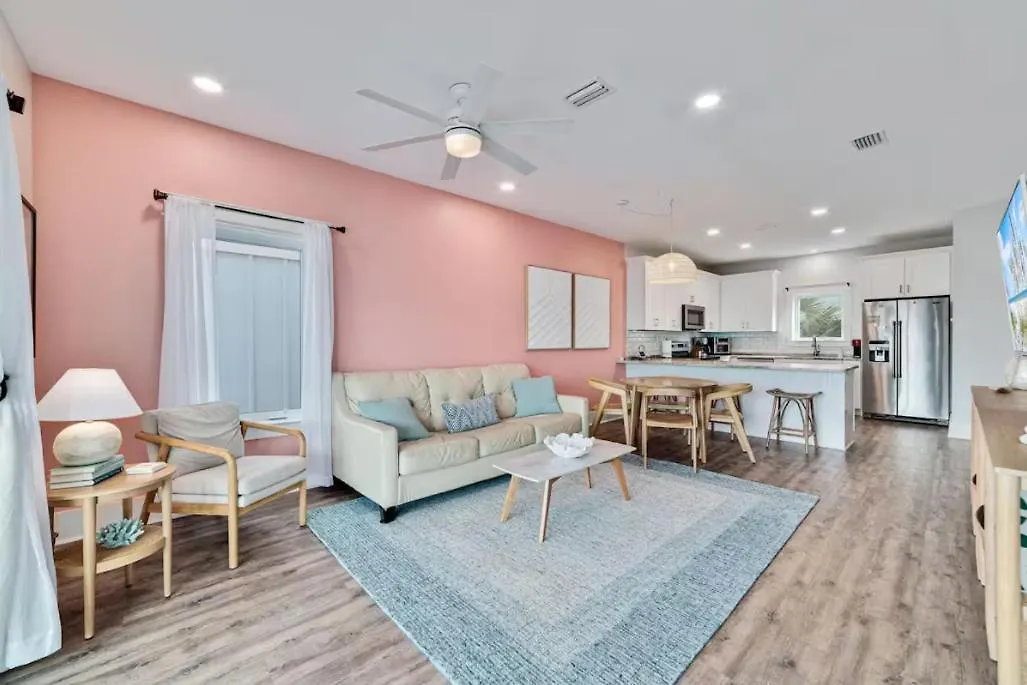 Cozy Girls Summer Getaway! Bungalow W Private Beach! * Gulf Shores