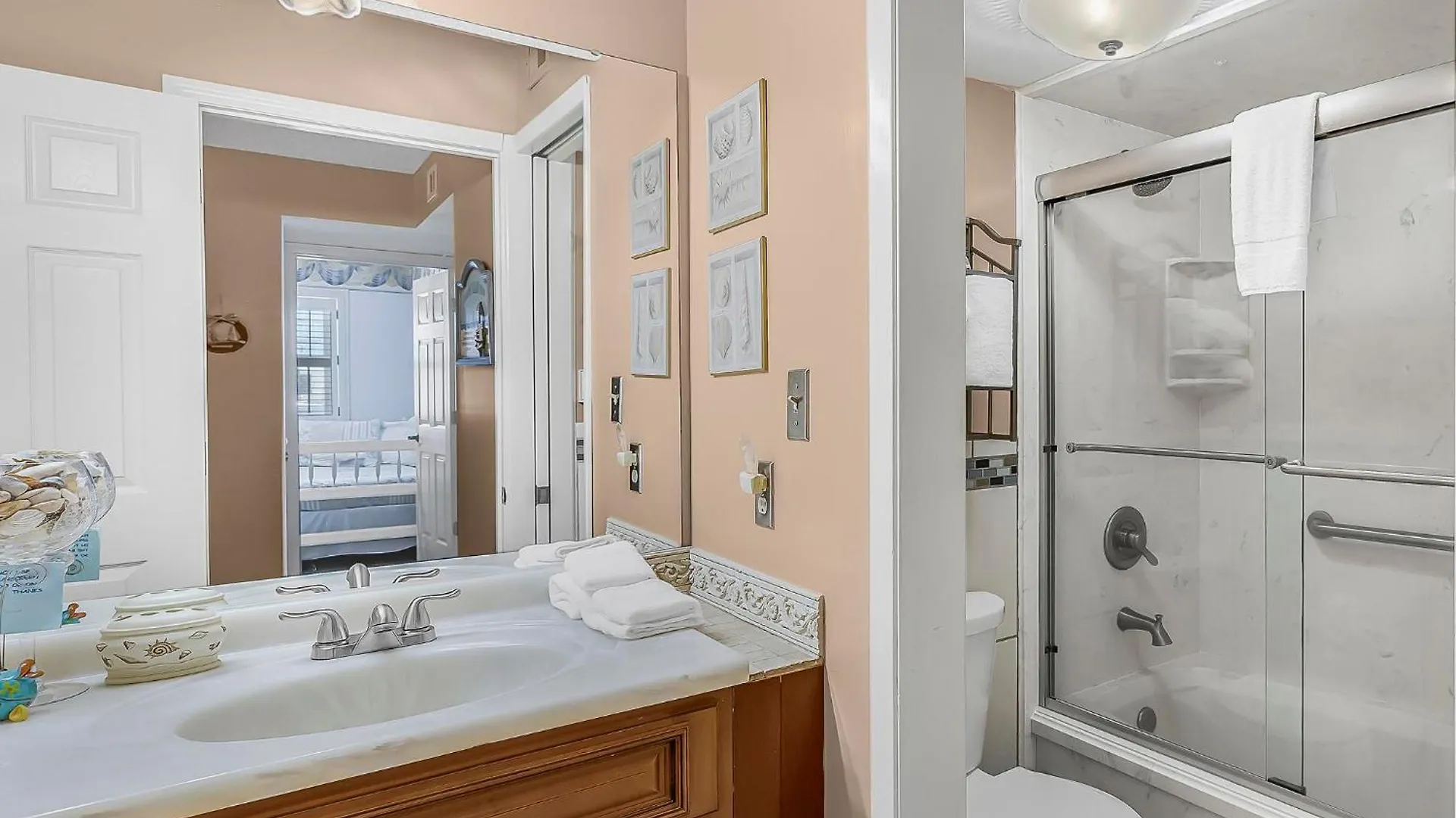 Buena Vista 302 By Collection *