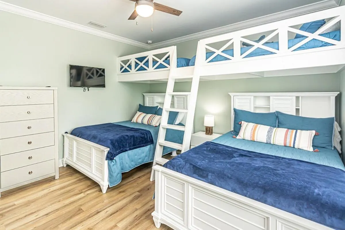 6011 Sleeps 10 2 Pools Golf Cart Drive To
