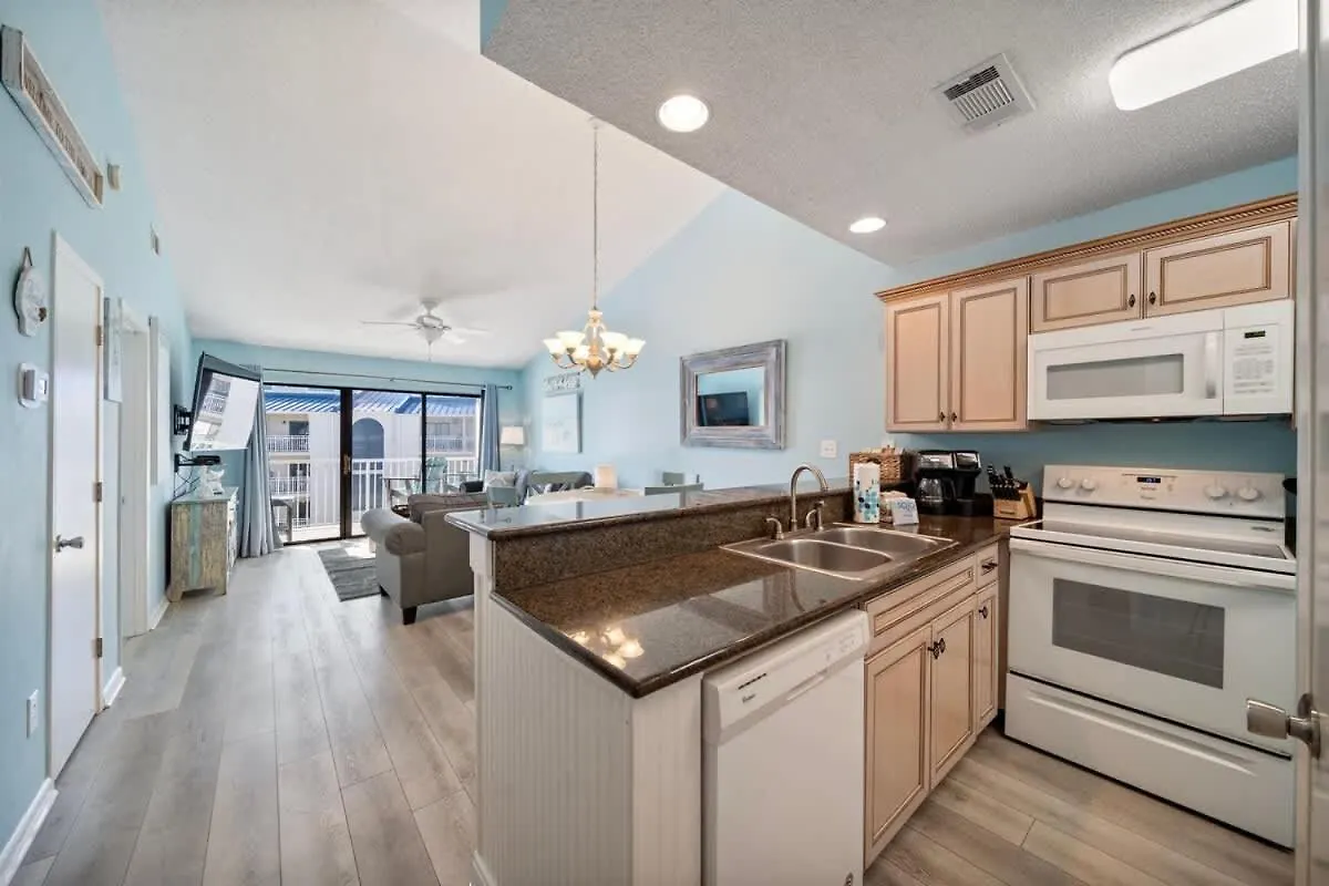Romar 310 By Current Tides Vacation Holiday home *