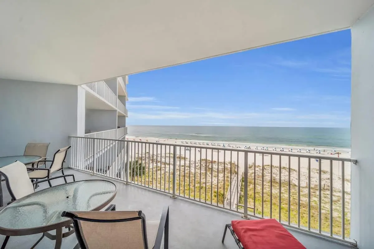 Lighthouse 404 By Current Tides Vacation Holiday home Gulf Shores