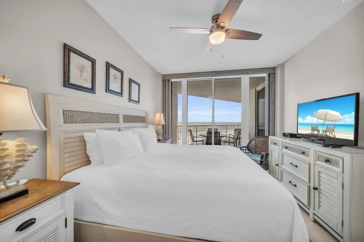 Lighthouse 404 By Current Tides Vacation *