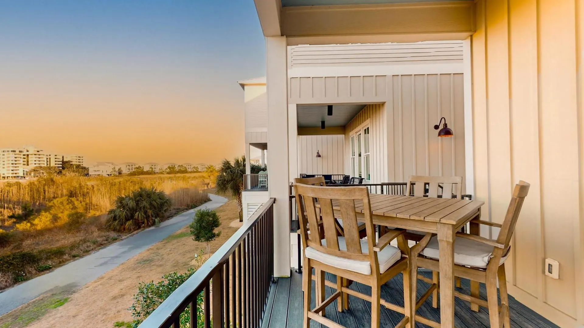 West Side #o Holiday home *