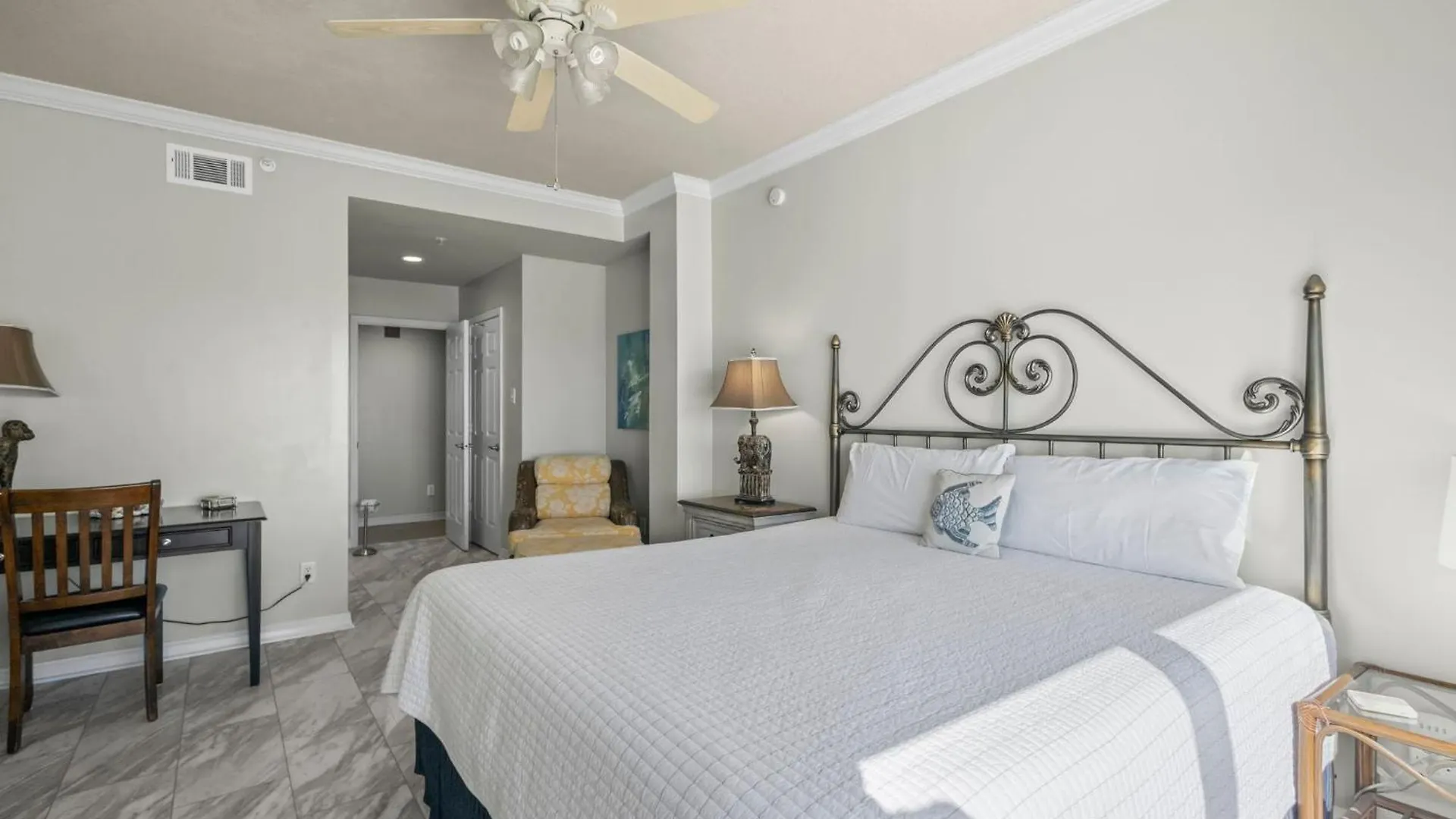 Holiday home Royal Palms Penthouse 1403