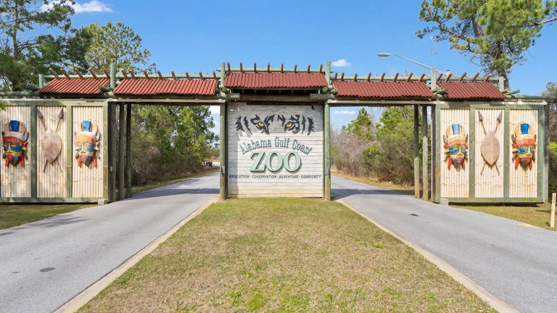 Holiday home Crystal Shores West 902