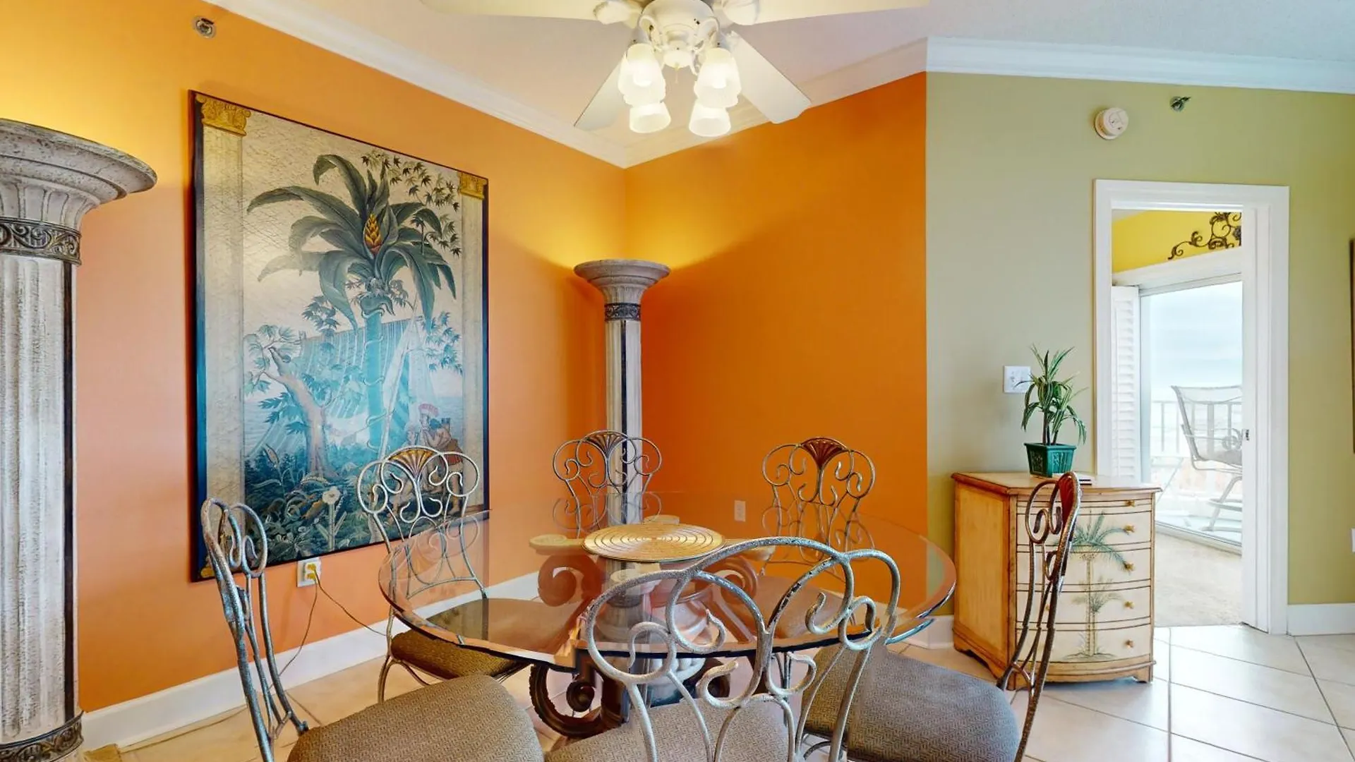 Apartment Palm A21