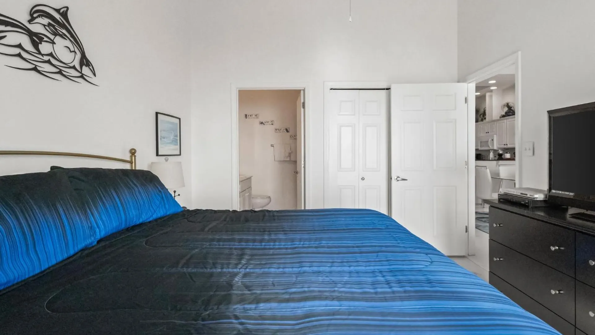 Holiday home Crystal Shores 202 *