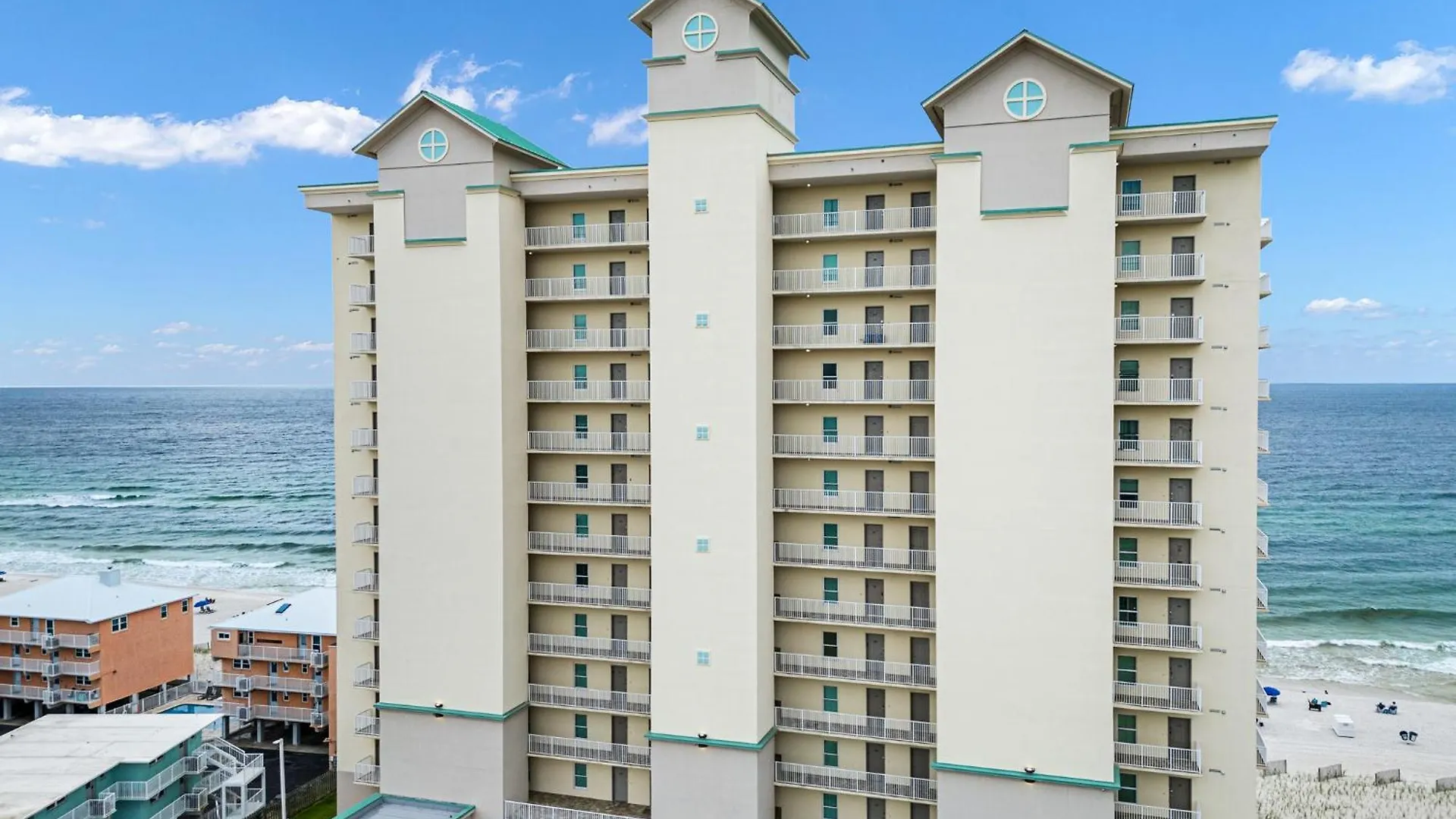 Crystal Shores 202