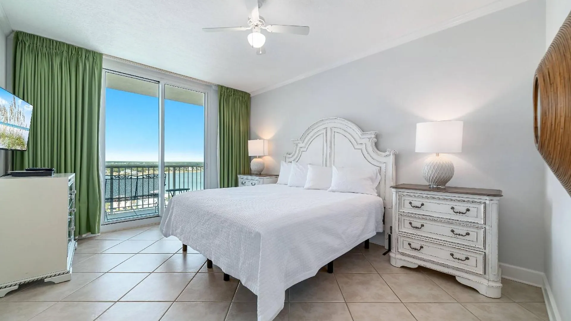 Sanibel 1407 *