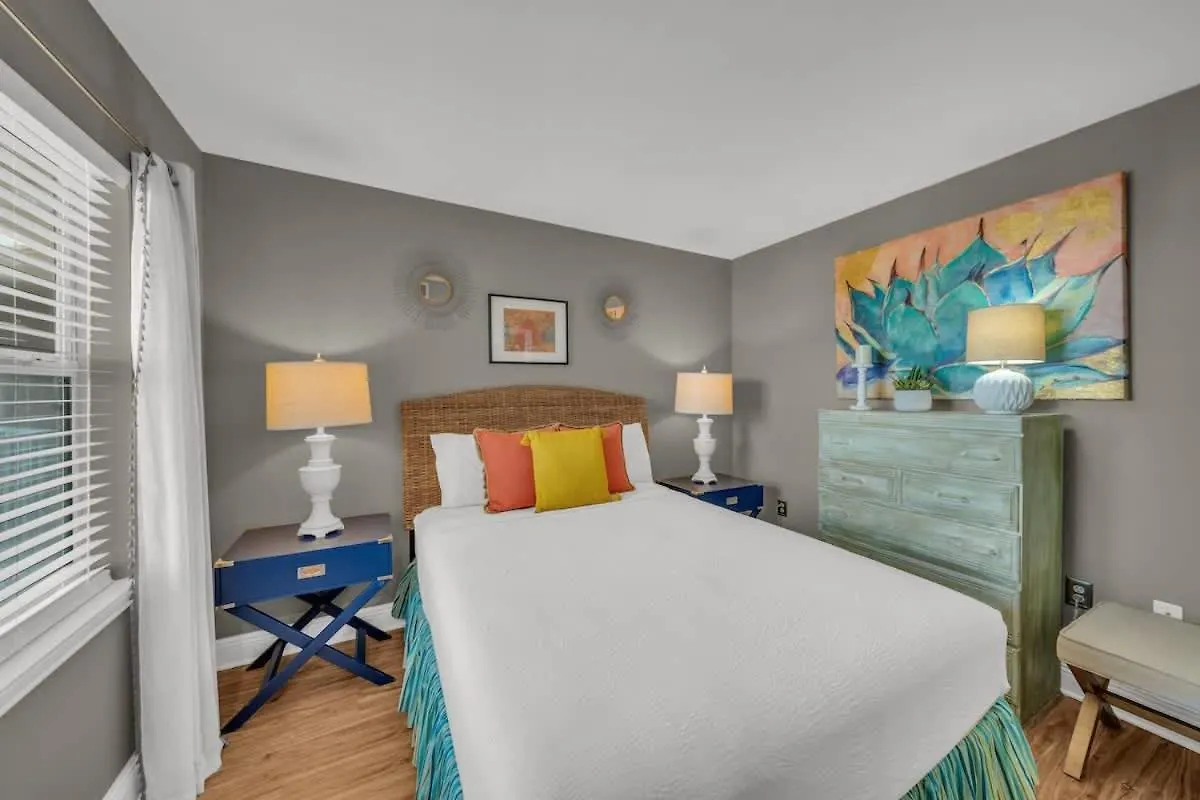 Surf Side Shores 1803 度假居 *