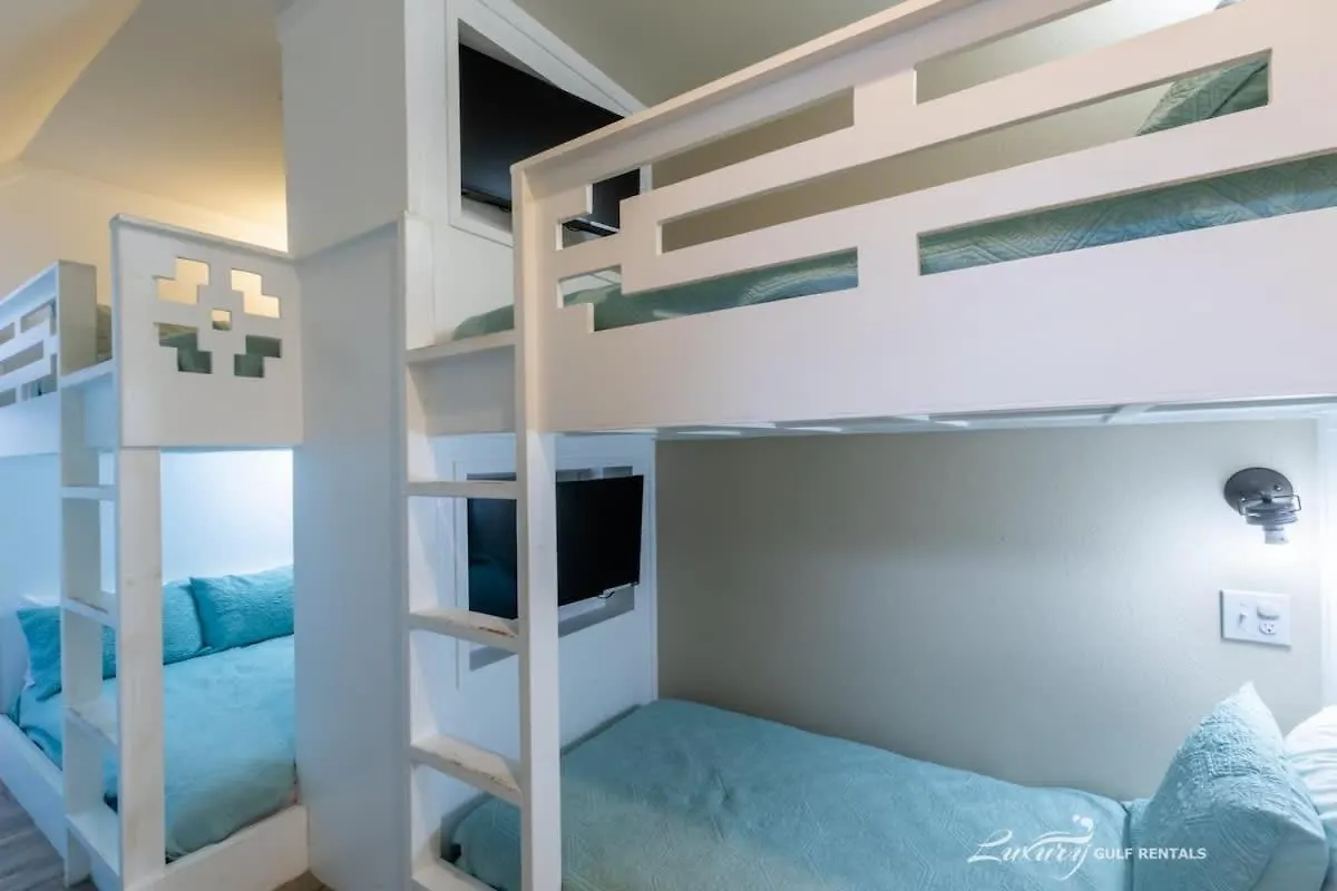 Pass Time Gulf Escape Where Waves & Sunshine Meet Holiday home Gulf Shores