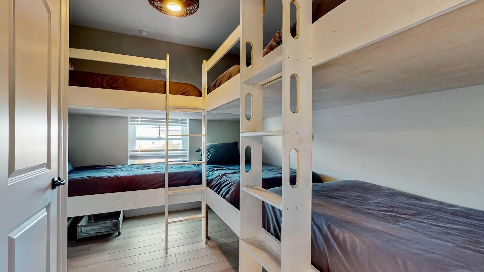 Sandy Pines Holiday home