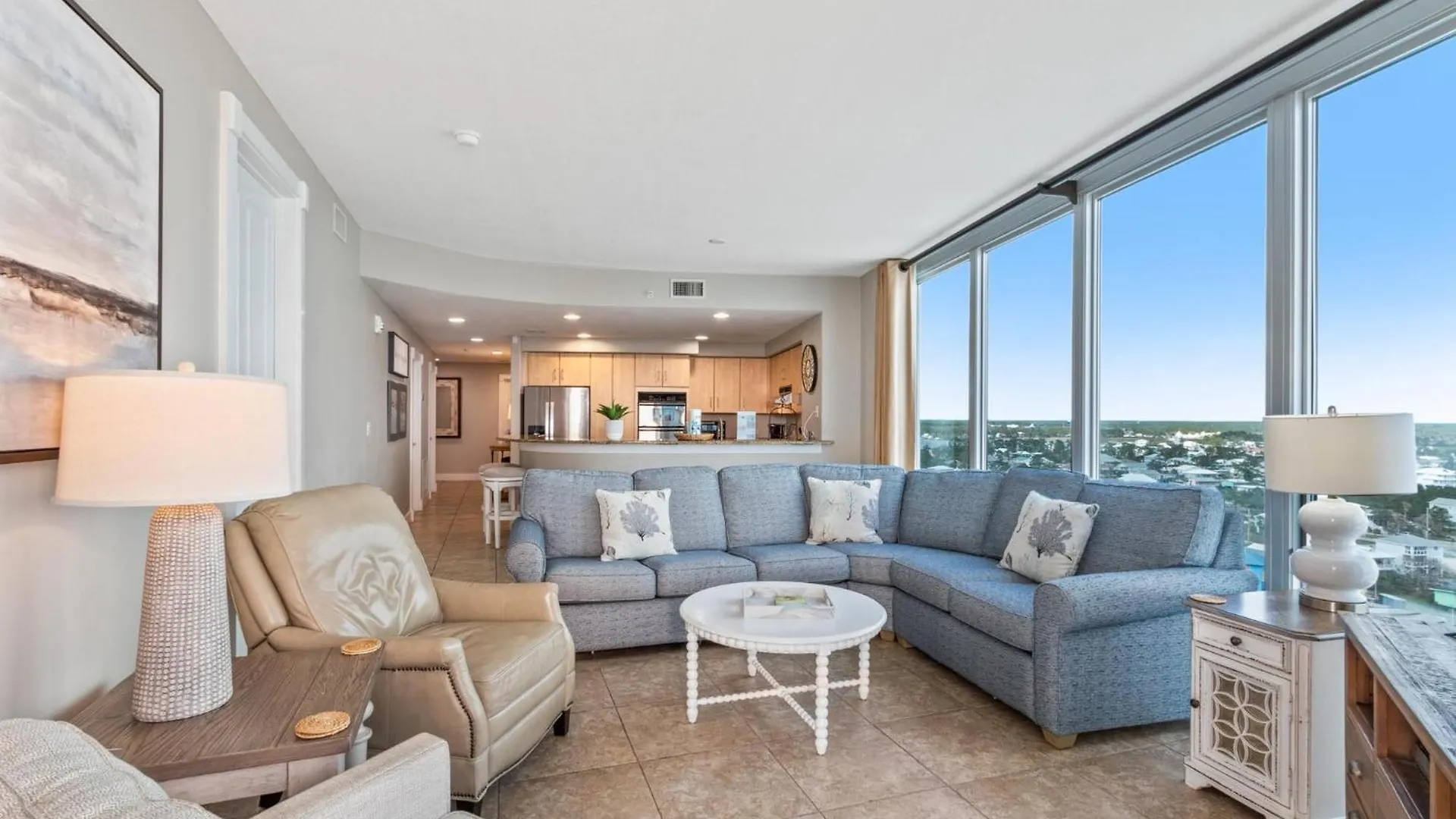 Island Tower 1401 Holiday home *