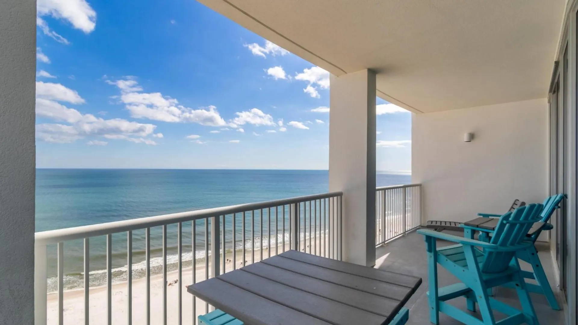 Island Tower 1401