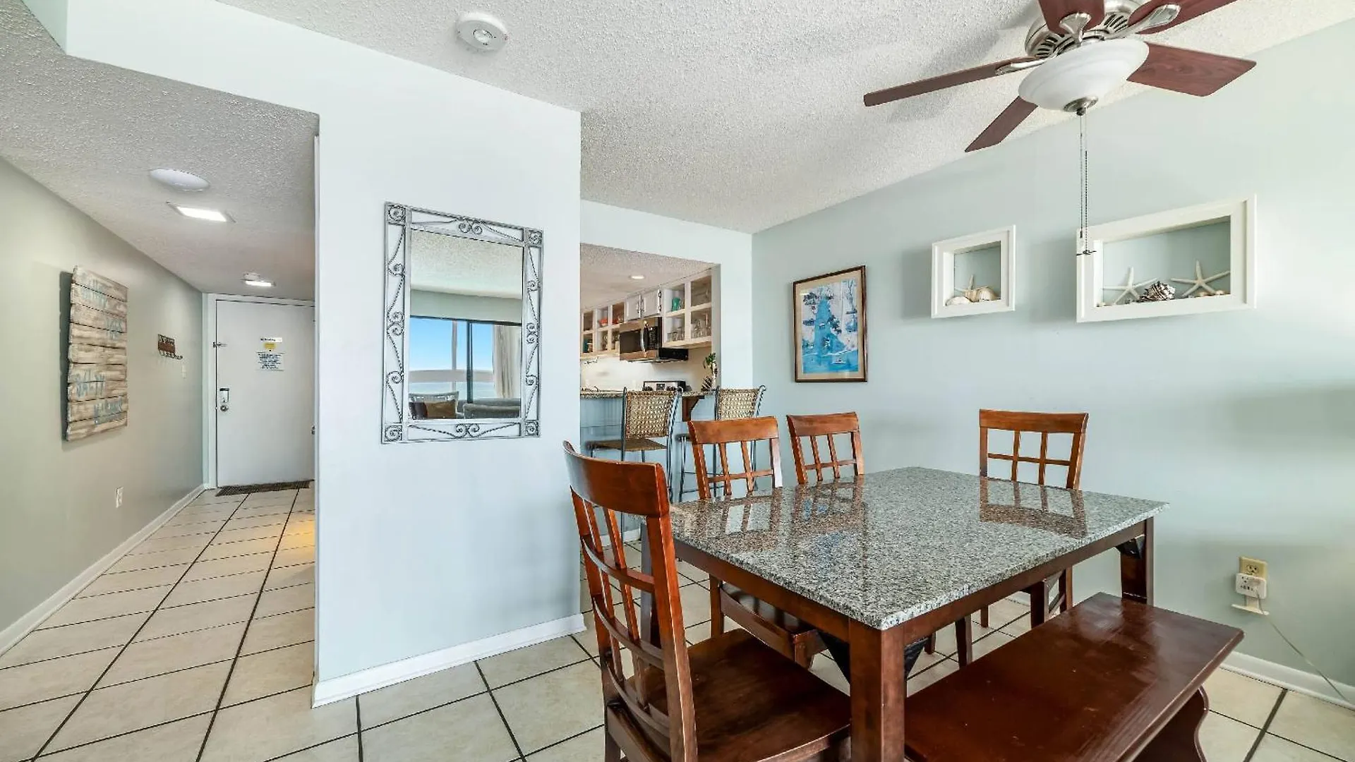 Edgewater West 23 *