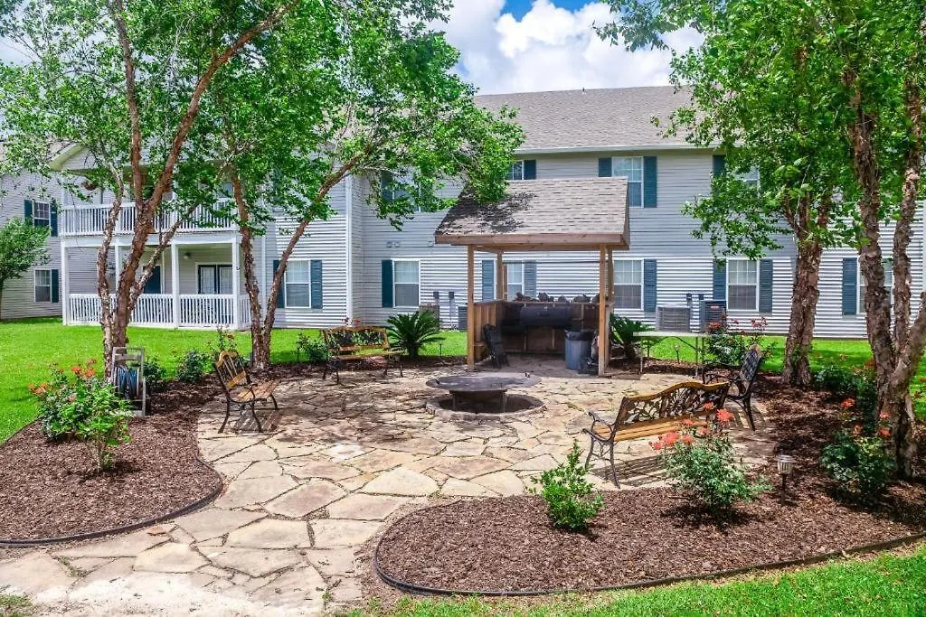 Holiday home Full W/ Pool & Gym, Sleeps 4 Gulf Shores