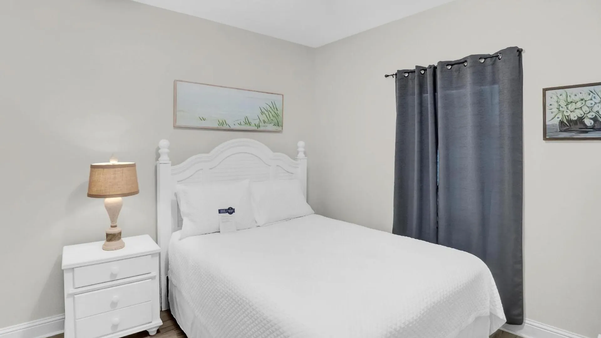 Crystal Shores 402 Holiday home *
