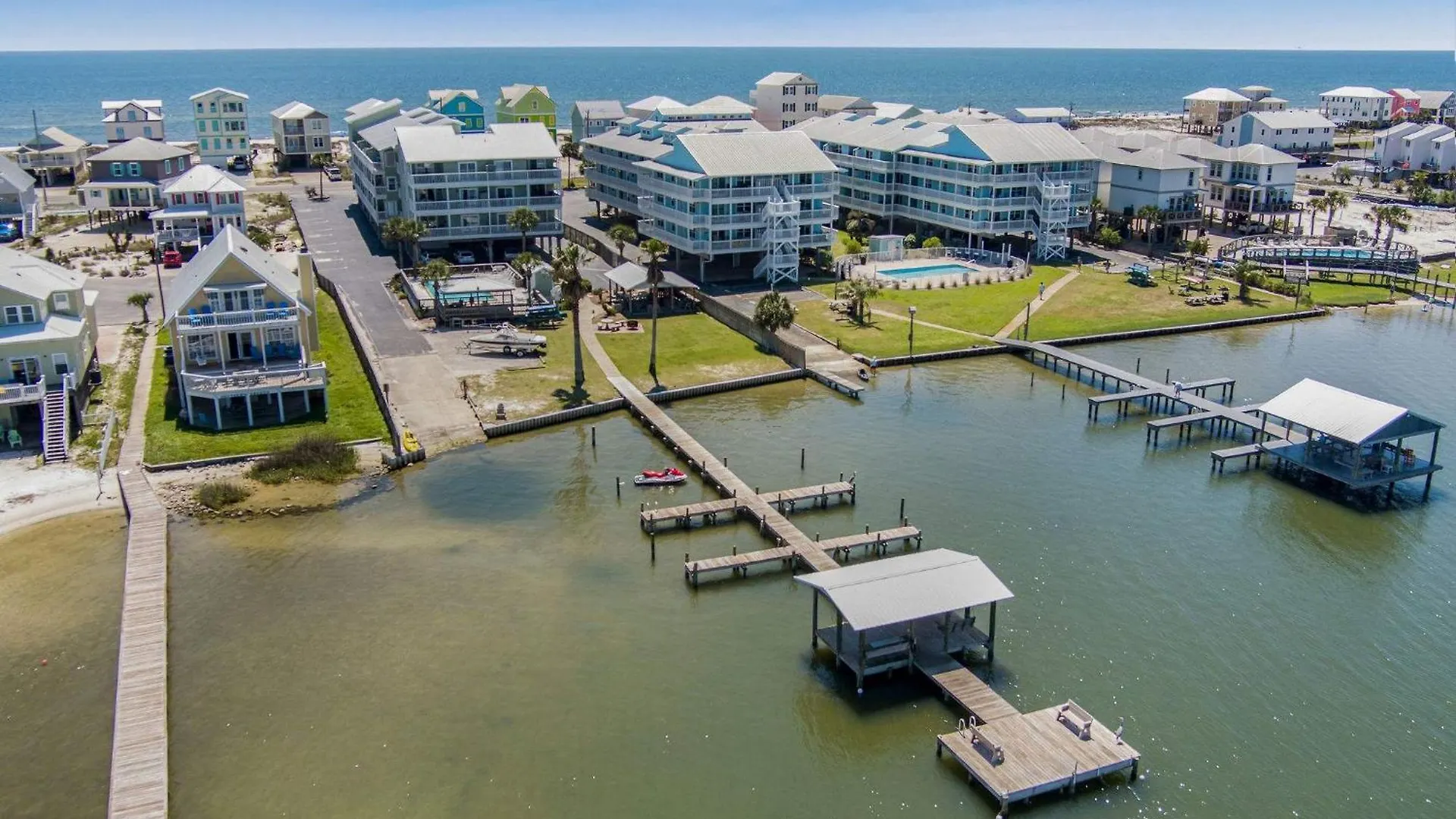 Lagoon Landing 202- Beautifully Decorated With Balcony & Pool Steps To & Lagoon * Gulf Shores