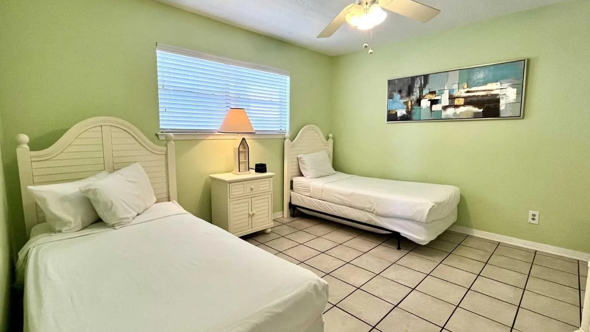 Southern Sands 104