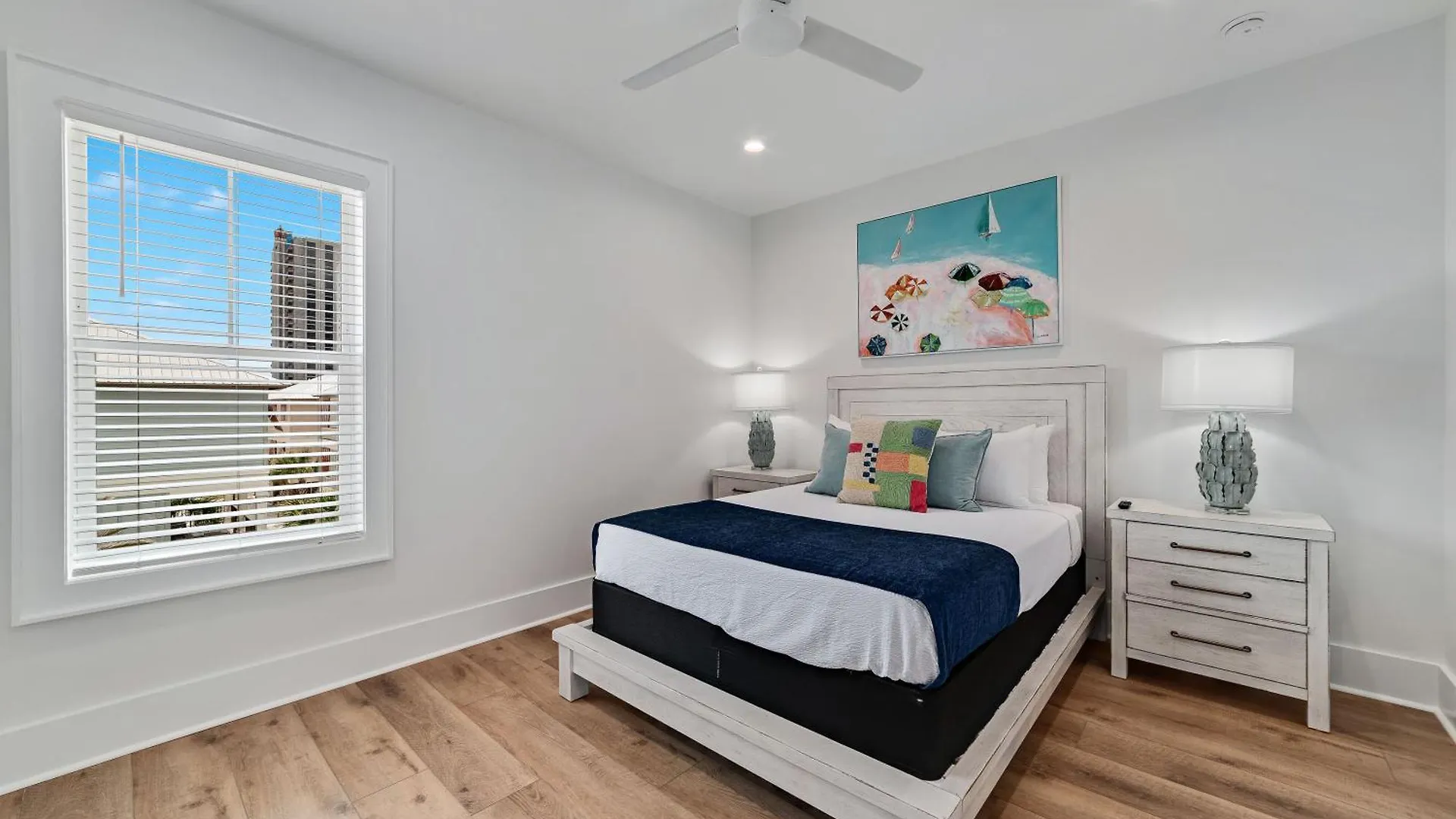 Beautiful 4 Bed, 4 Bath Home, Next To Pool & *
