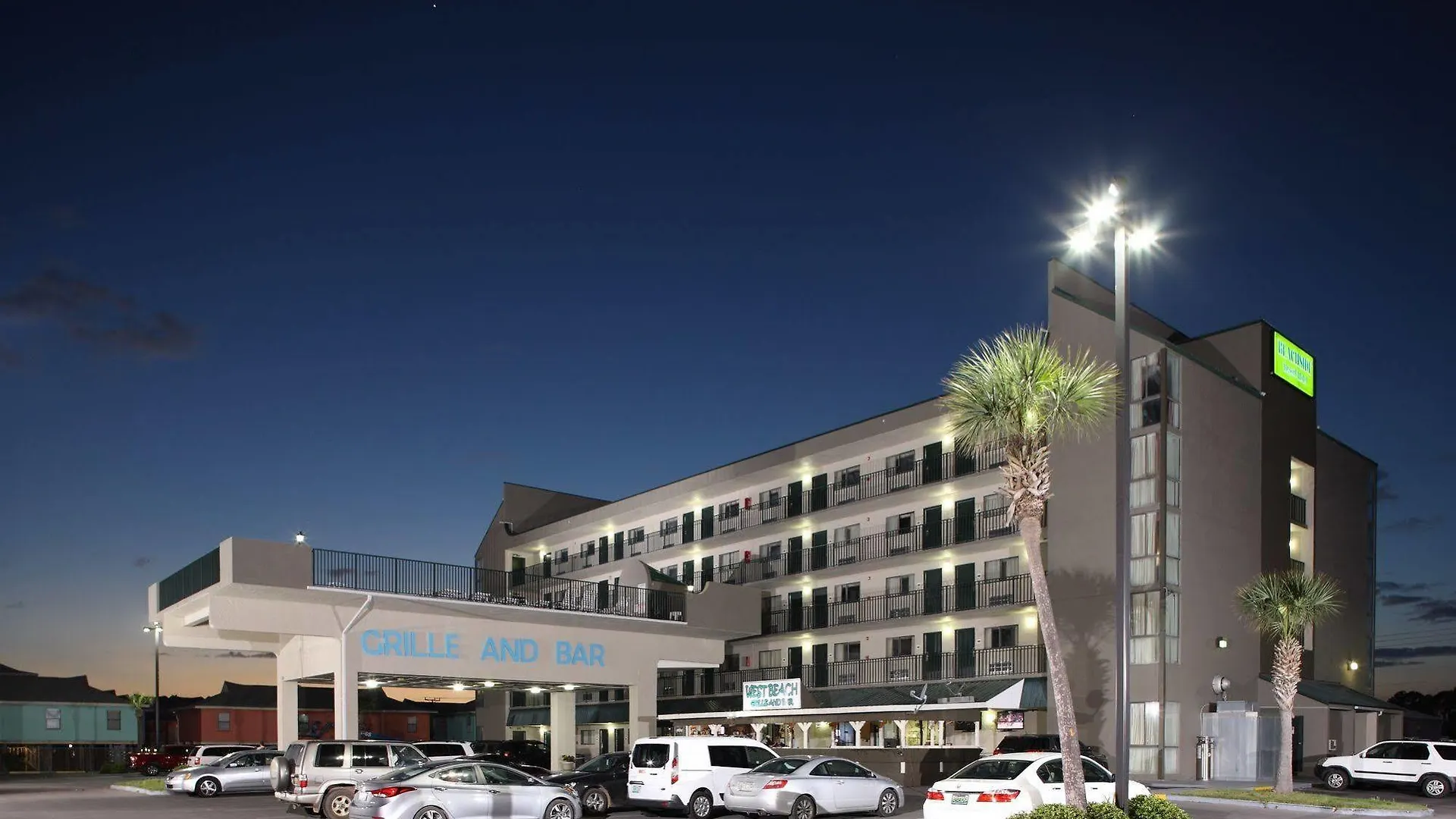 Beachside Hotel