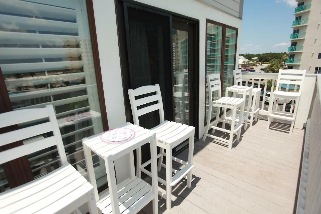Plantation 1339 Apartment