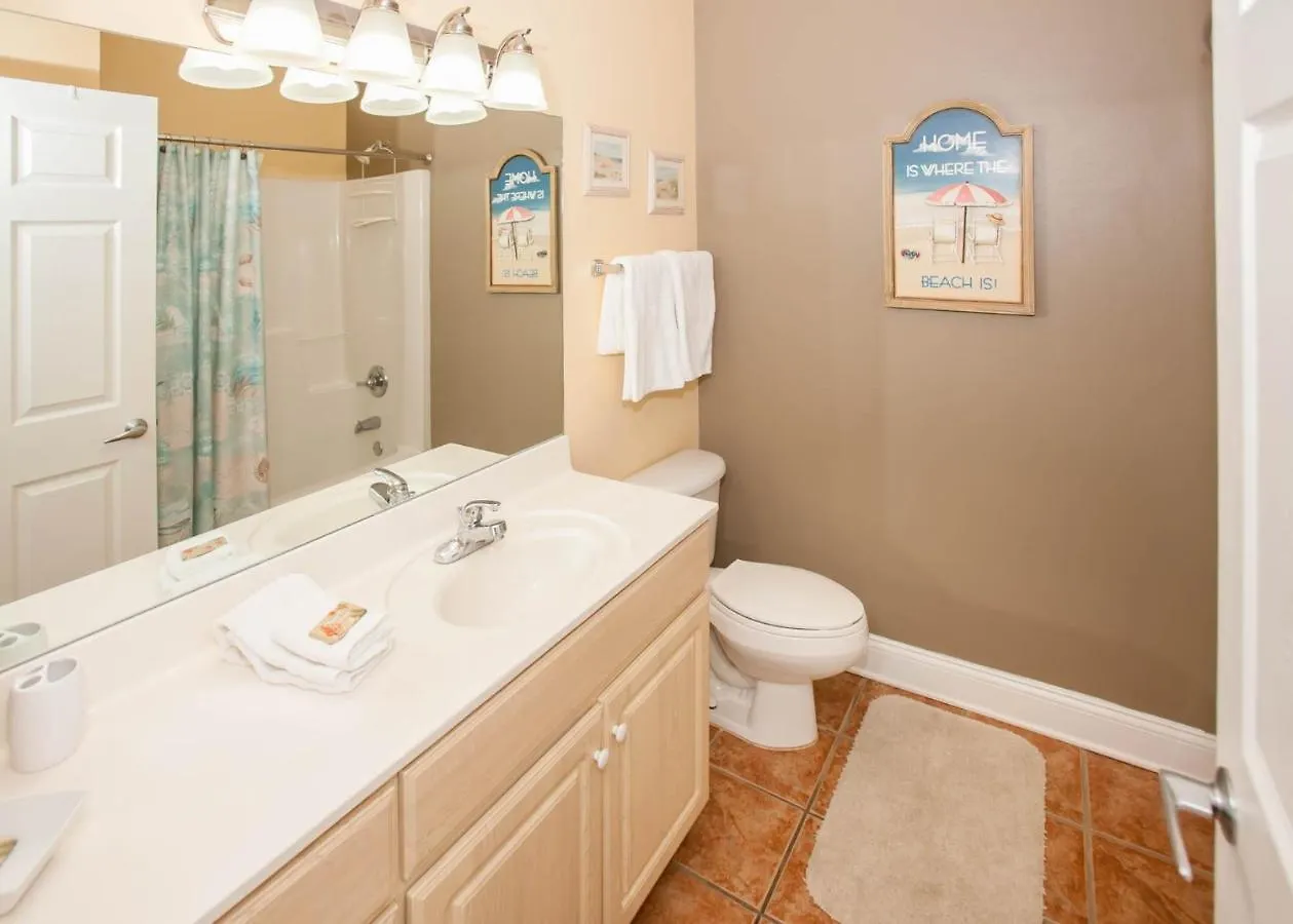 Crystal Shores 204