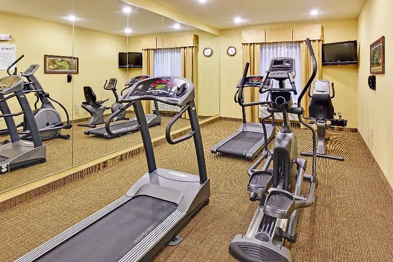 Holiday Express & By Ihg Resort 3*