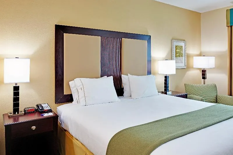 Resort Holiday Express & By Ihg Gulf Shores