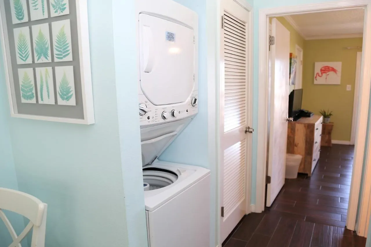 Apartment Lagoon Landing 303 *