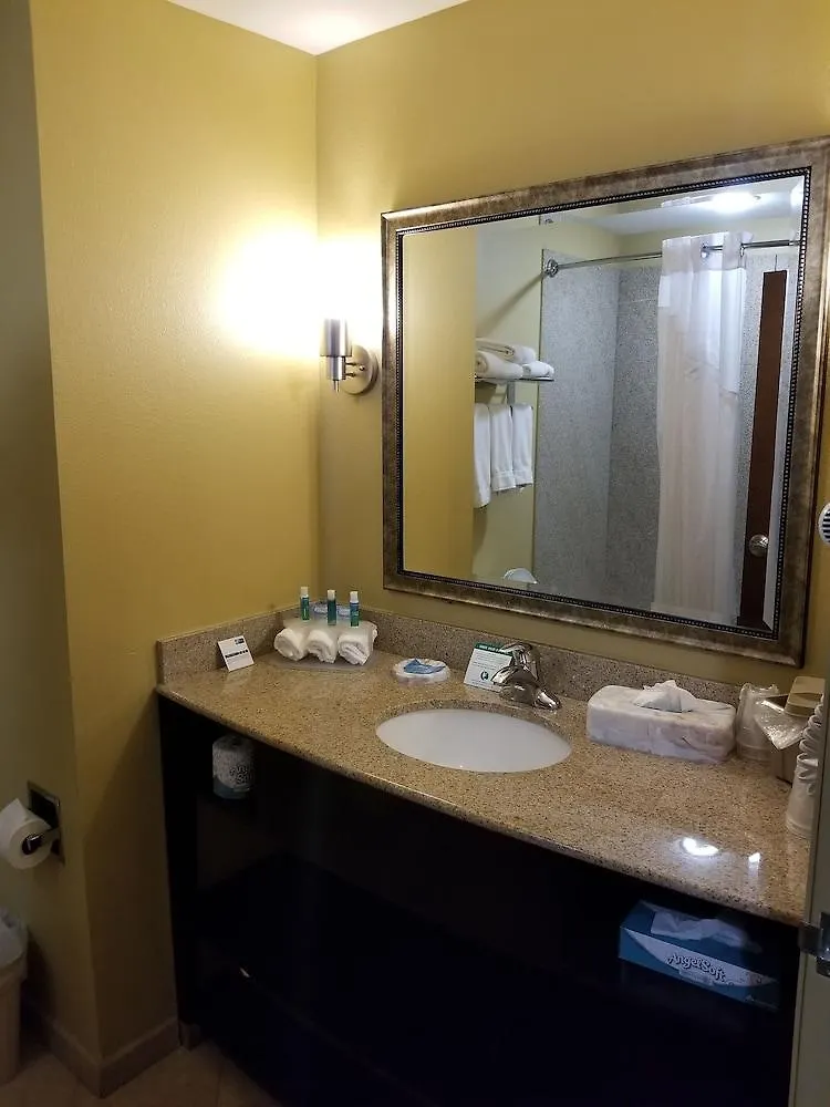 Express & By Ihg Resort 3*