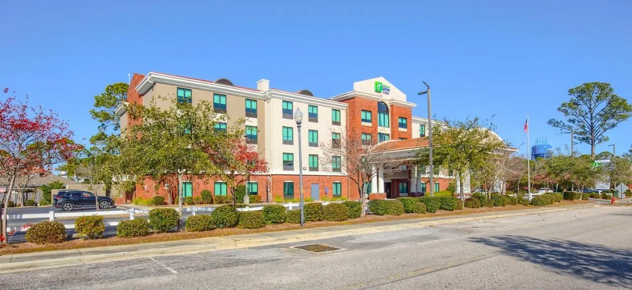 Express & By Ihg Resort Gulf Shores